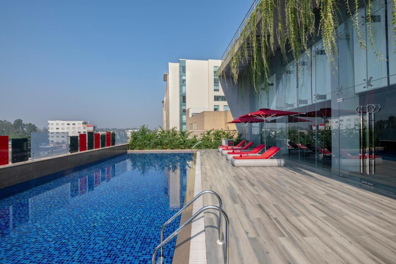 Hotel Radisson Red Chandigarh Mohali